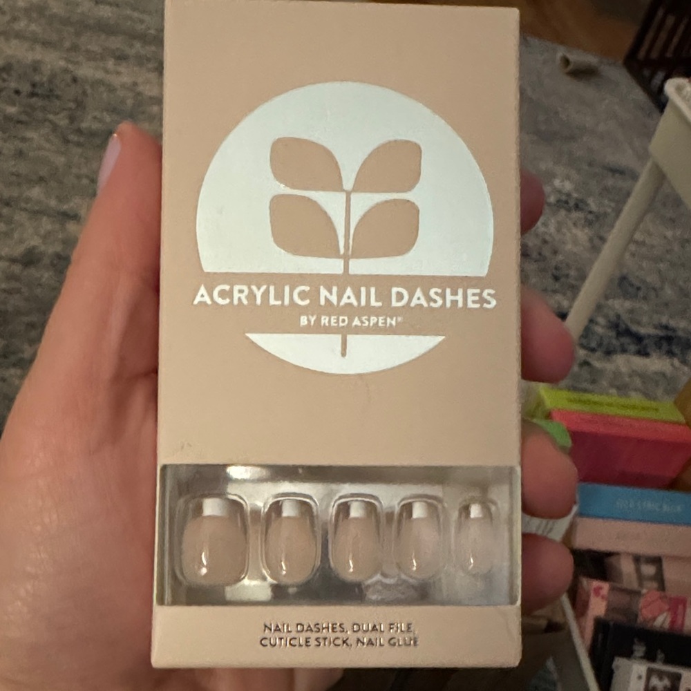 Acrylic Nail Dashes - FRENCH - Dynamic Dae